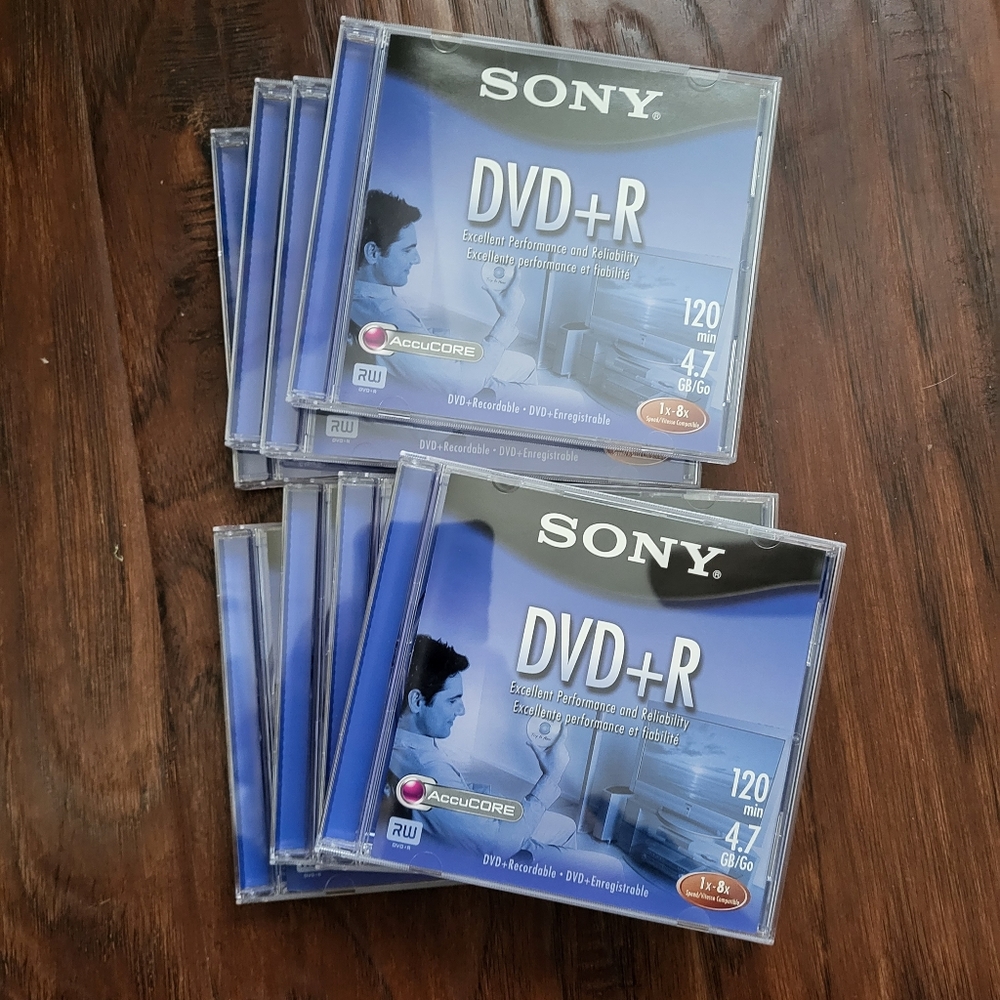 Pack of 8 DVD+R recordable dvds